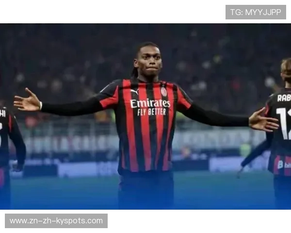 AC米兰直塞穿透，莱奥单刀回拉后射进